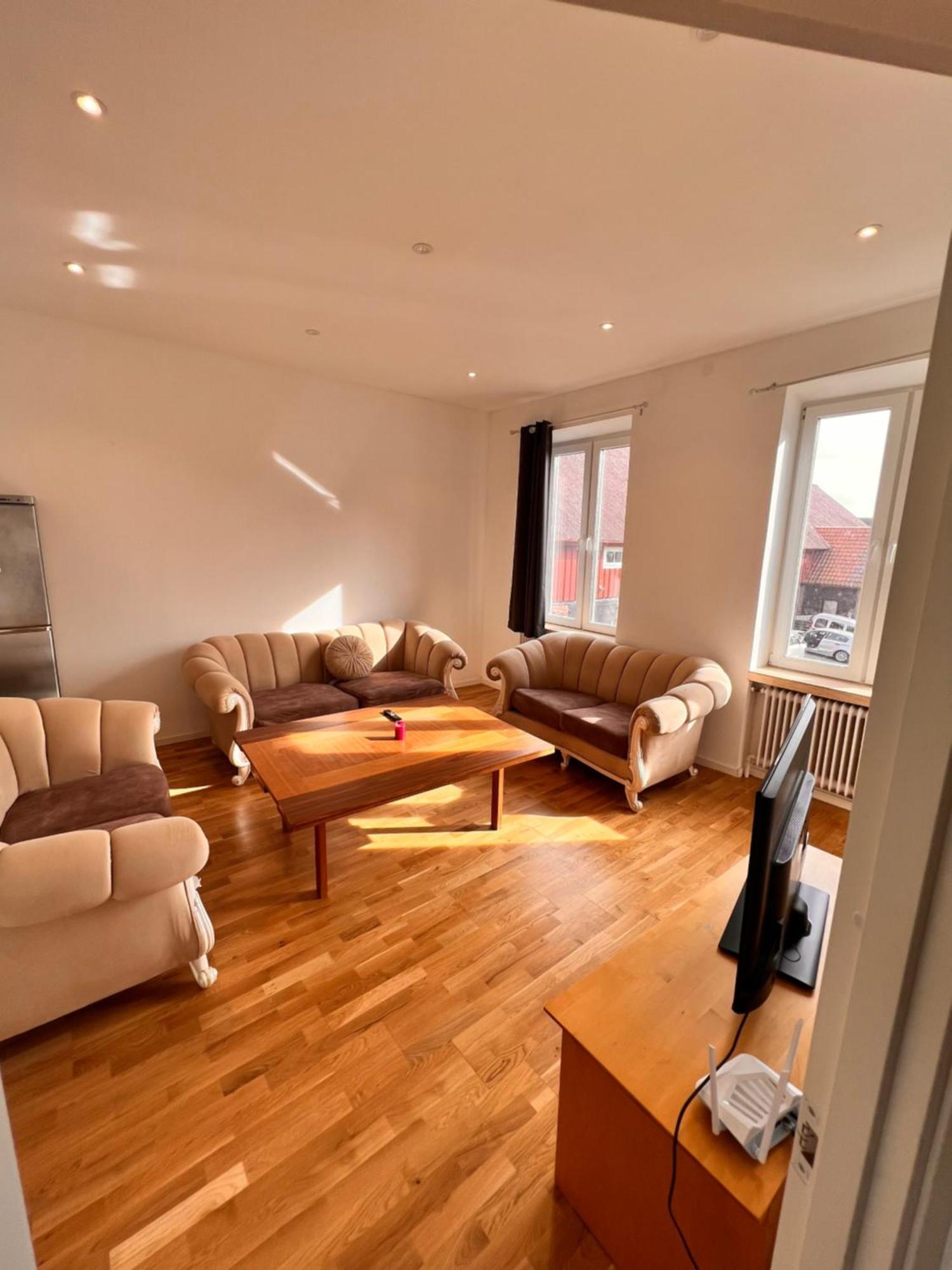Husie Appartments Malmo Bagian luar foto